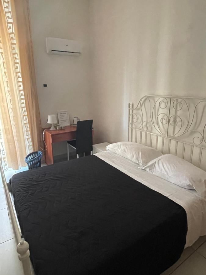 نابولي B&B Romy المظهر الخارجي الصورة